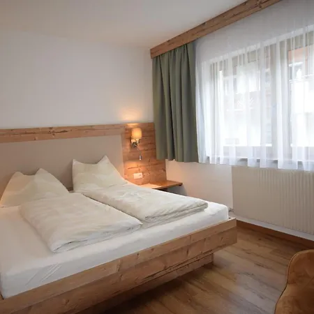 Apartment Haus Romana