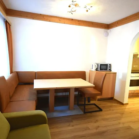 Apartment Haus Romana
