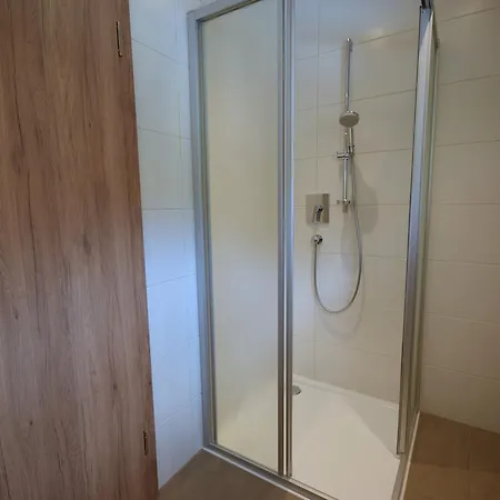豪斯罗马纳酒店