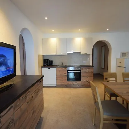 Apartment Haus Romana *